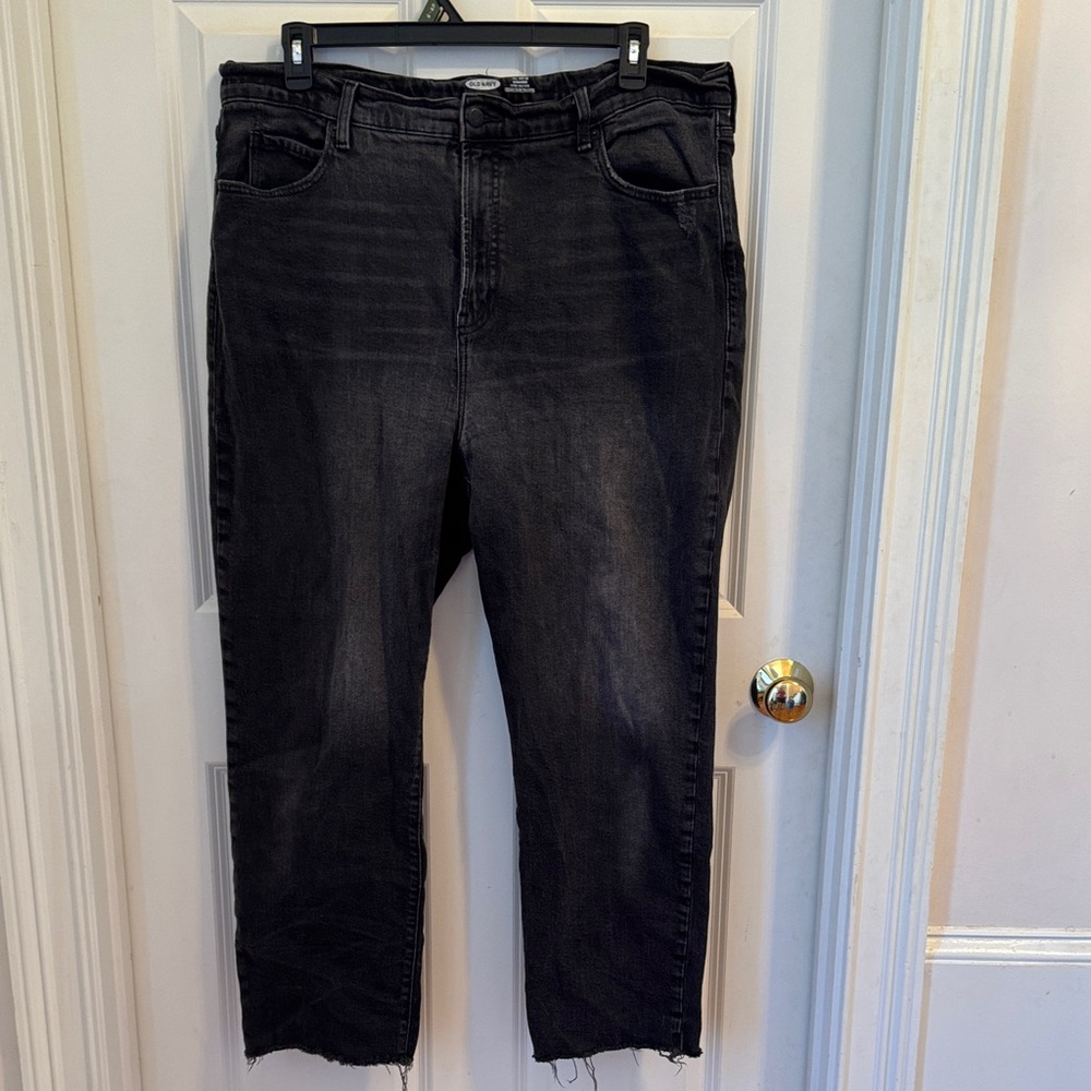Black Women's Jeans. A-11